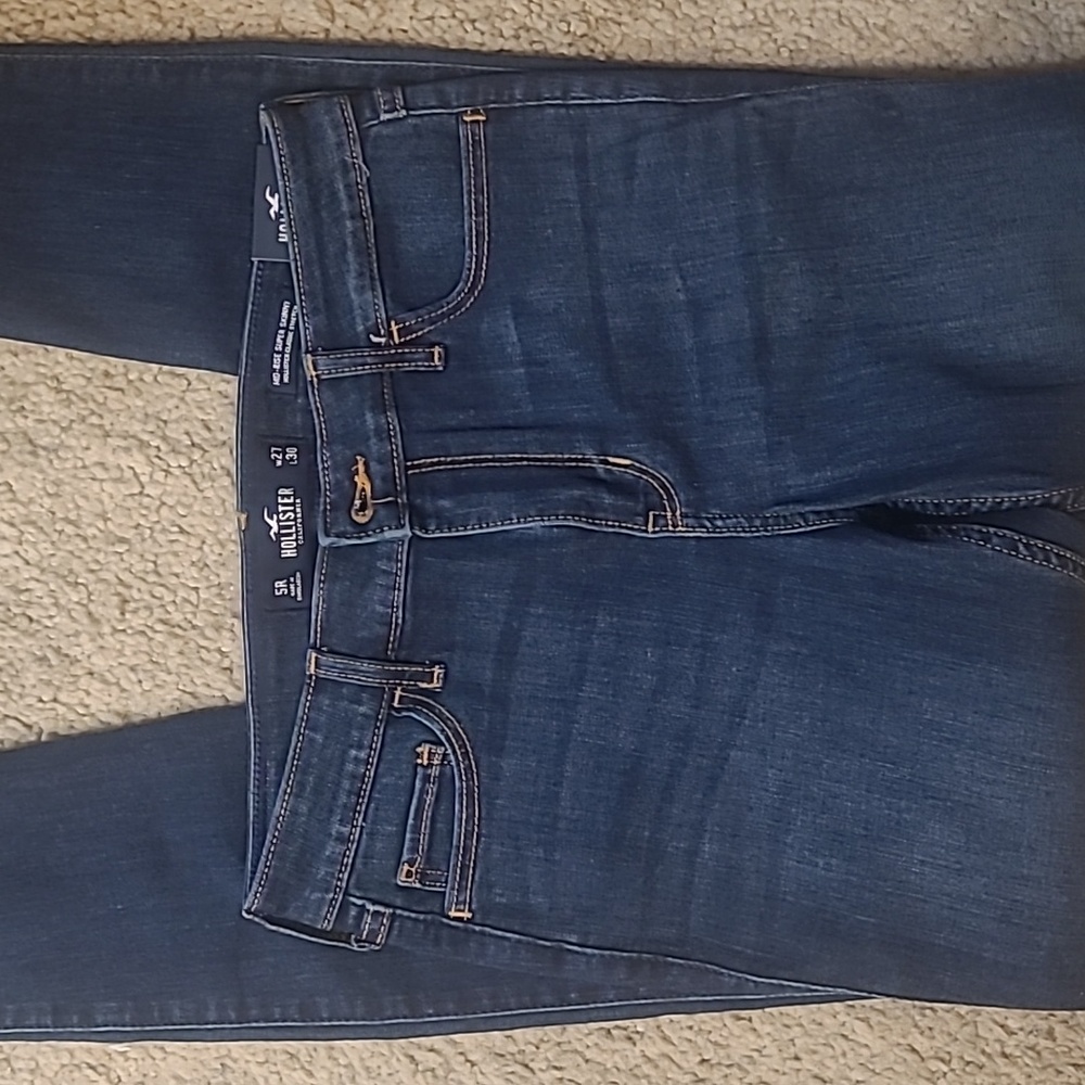 Hollister NWT Mid-rise Super Skinny Dark 4R